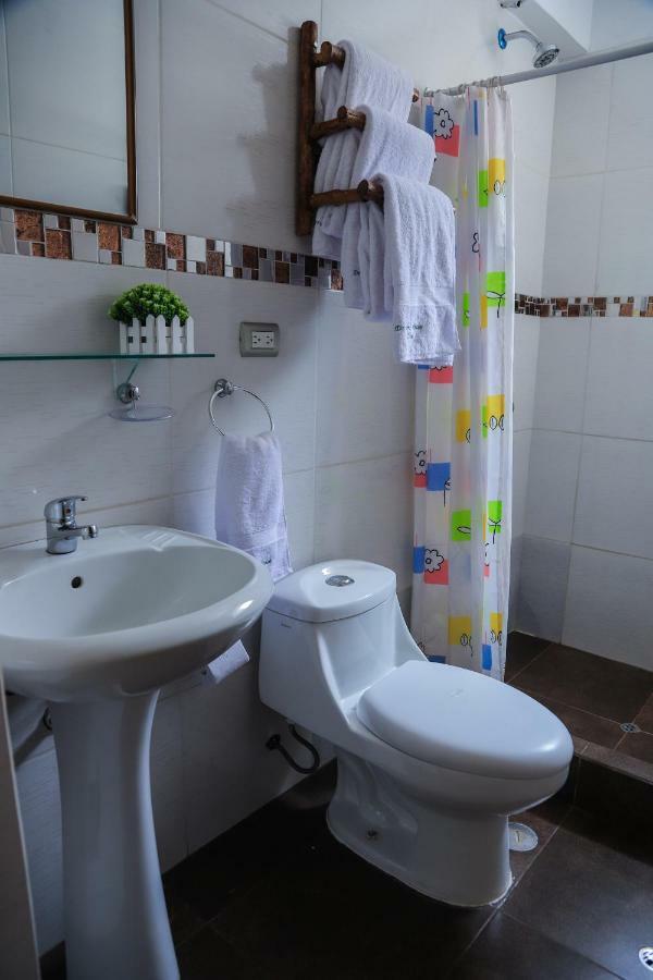Hostal Dreams House クスコ エクステリア 写真